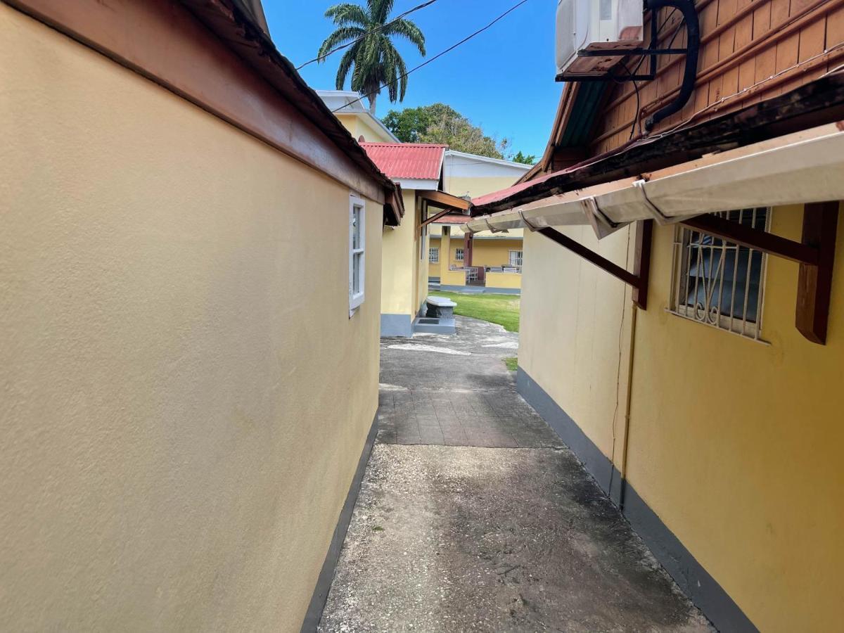 Little Shaw Park Guest House Ocho Ríos Exterior foto