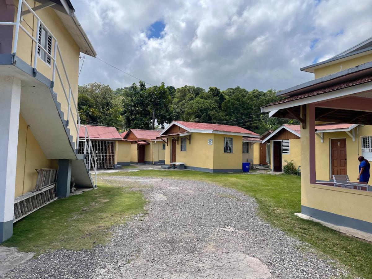 Little Shaw Park Guest House Ocho Ríos Exterior foto